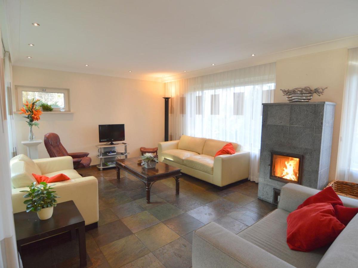 Stunning Villa In Venhorst With Sauna Buitenkant foto