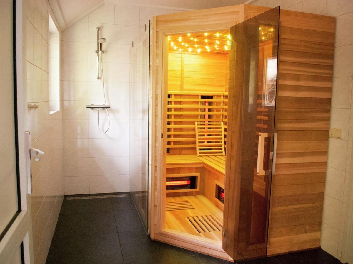 Stunning Villa In Venhorst With Sauna Buitenkant foto