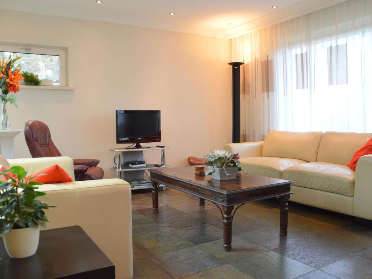 Stunning Villa In Venhorst With Sauna Buitenkant foto